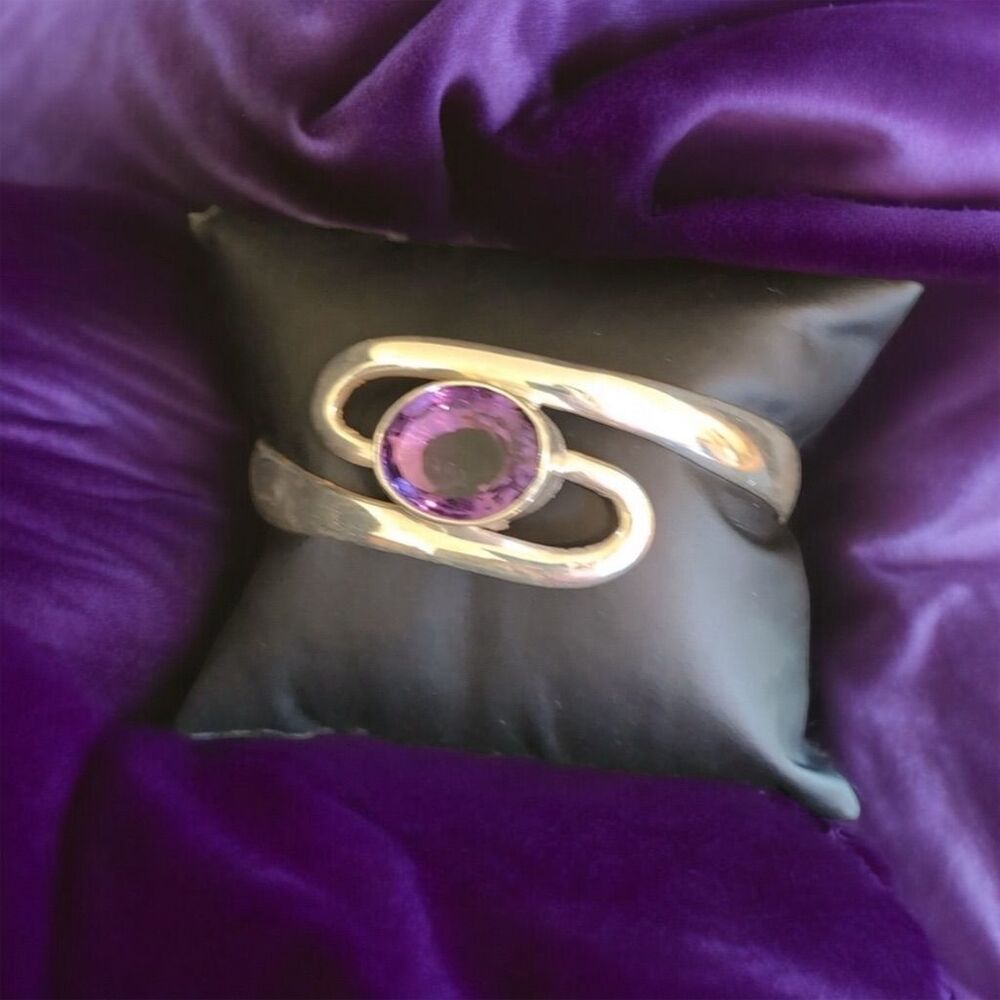 Gorgeous Heavy Sterling Silver 925 Amethyst Oval Bangle Bracelet 27 grams